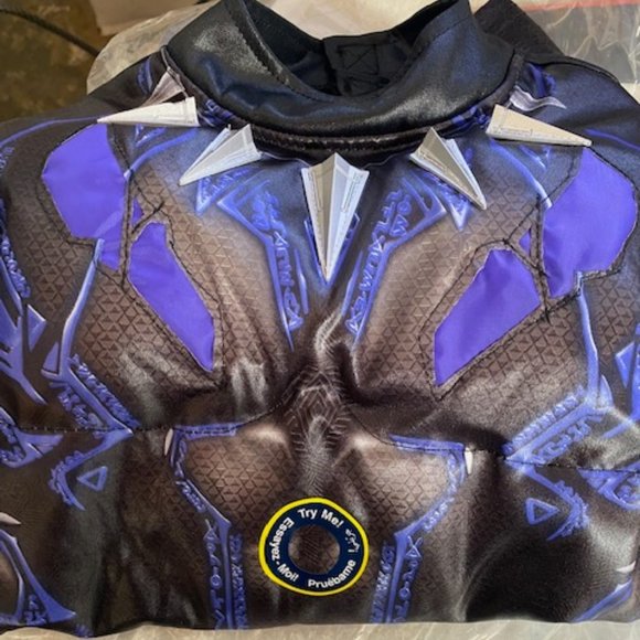 Marvel Black Panther Light-Up Costume for Boys 5/6 (NEW) - Picture 3 of 11